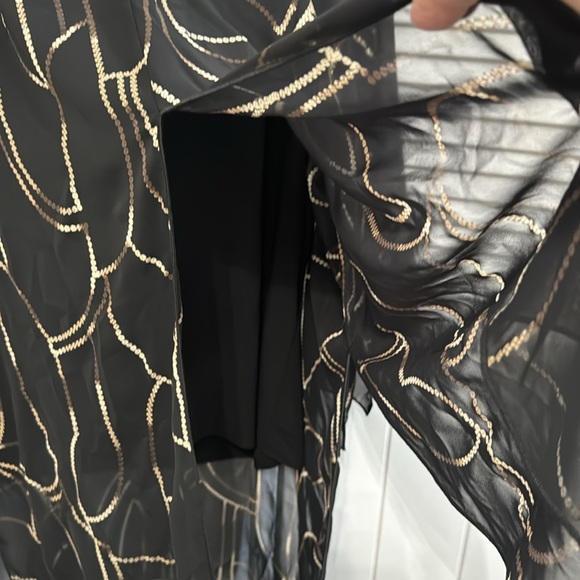 Joseph Ribkoff blouse - Picture 4 of 5